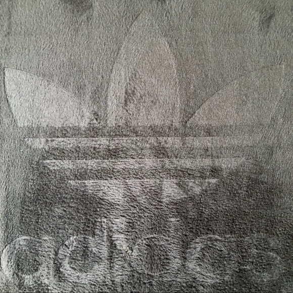 Adidas Oversized Fuzzy Black Sweater - Picture 3 of 4